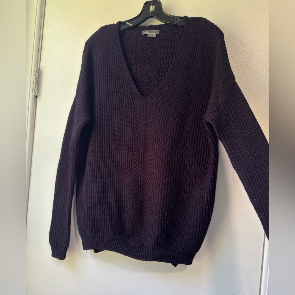 Vince Women's 100% Cotton V-Neck Sweater - Picture 3 of 13